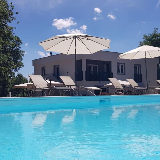 Luxury Villa Cetiri Hrasta Pićan Eksteriør billede
