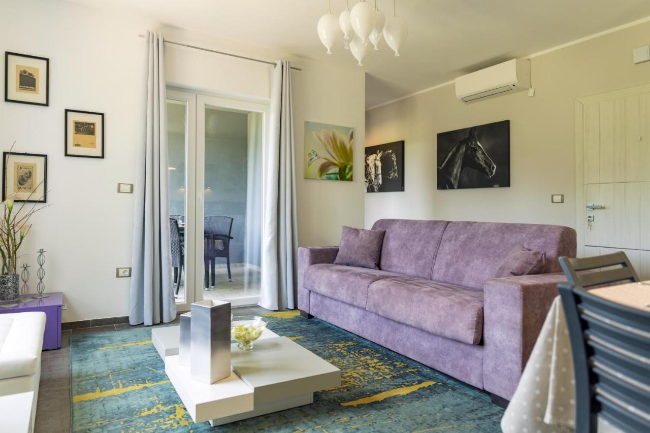 Luxury Villa Cetiri Hrasta Pićan Eksteriør billede